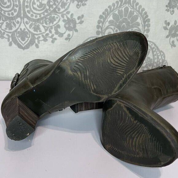 Biala Olive Leather Heeled Double Buckle Zip Ankle Booties Size 41 - Picture 9 of 12